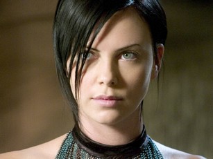 Photo:  Charlize Theron 86